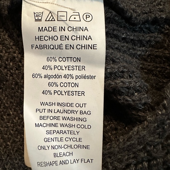 Micheal Kors sweater - Picture 13 of 14